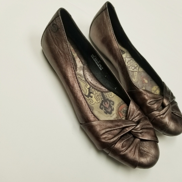 Born metallic 6.5 flats leather cushioned insole EUC - Picture 9 of 14